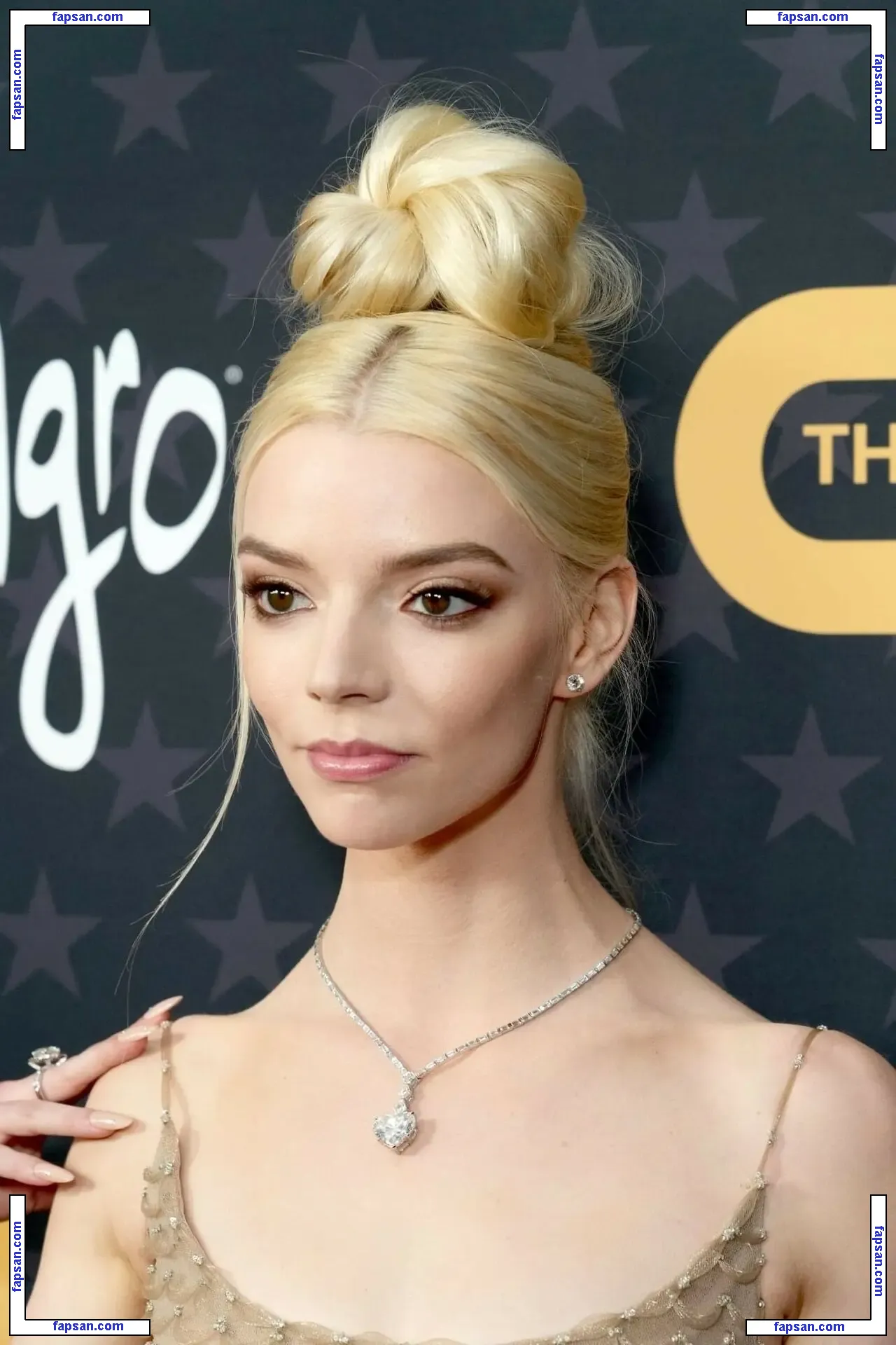 Anya Taylor-Joy nude photo #1532 from OnlyFans