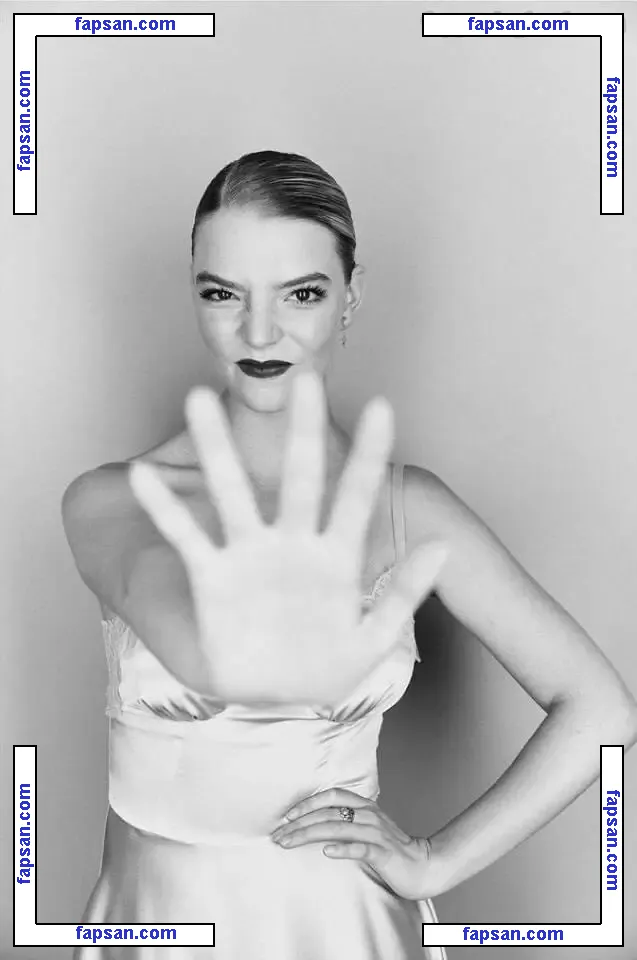 Anya Taylor-Joy nude photo #1533 from OnlyFans
