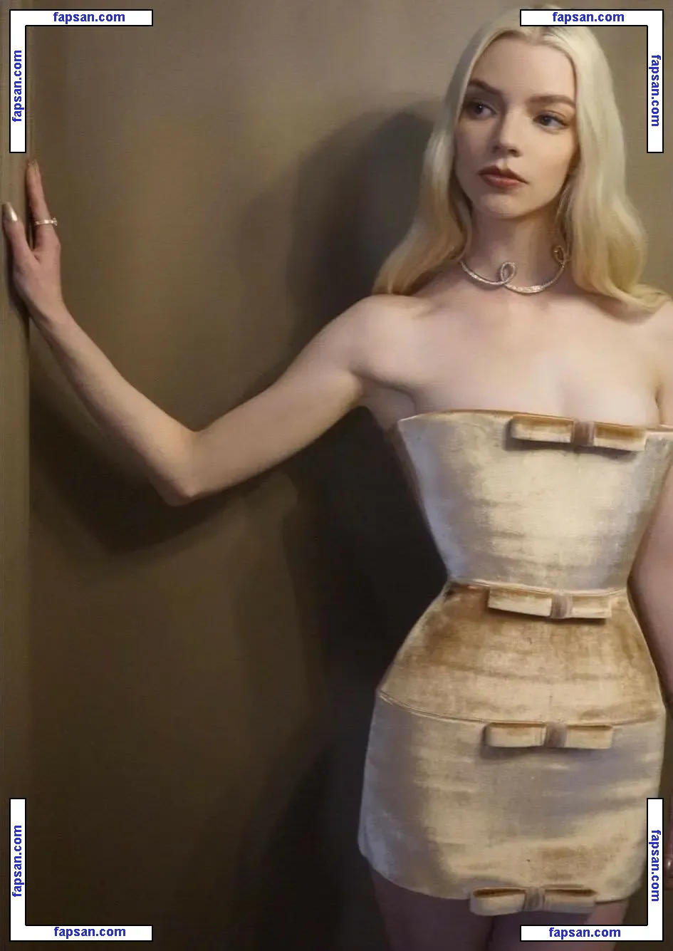 Anya Taylor-Joy nude photo #1686 from OnlyFans