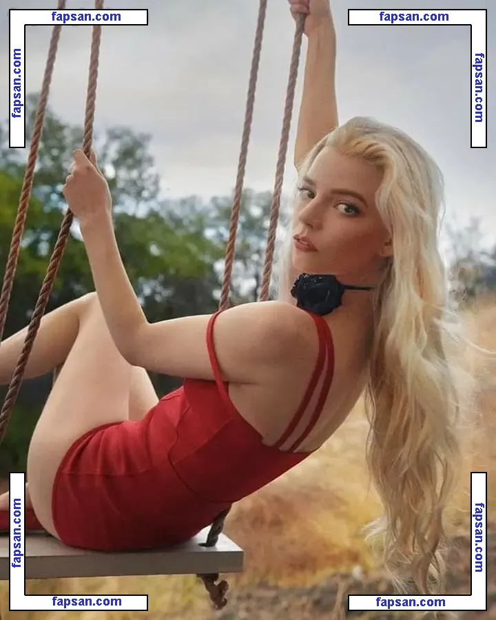 Anya Taylor-Joy nude photo #1783 from OnlyFans