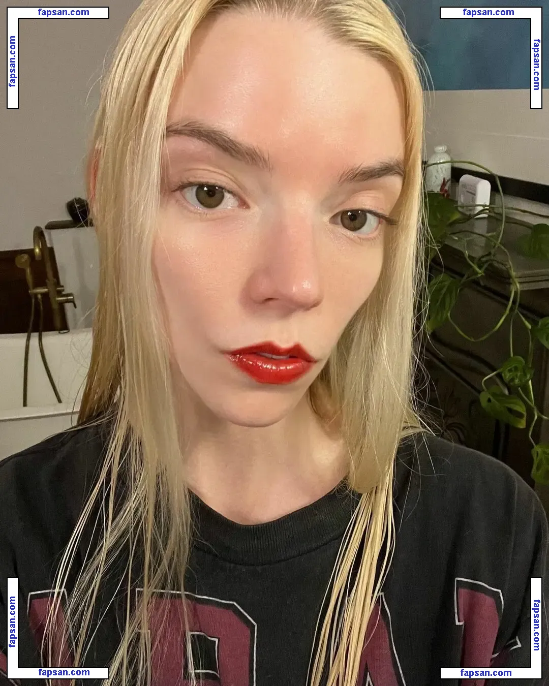 Anya Taylor-Joy nude photo #1876 from OnlyFans