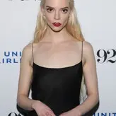 Anya Taylor-Joy nude #1178