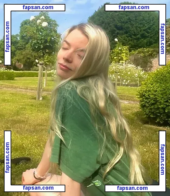 Anya Taylor-Joy nude photo #2006 from OnlyFans