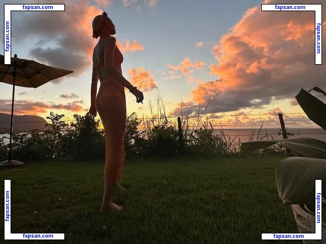 Anya Taylor-Joy nude photo #2007 from OnlyFans