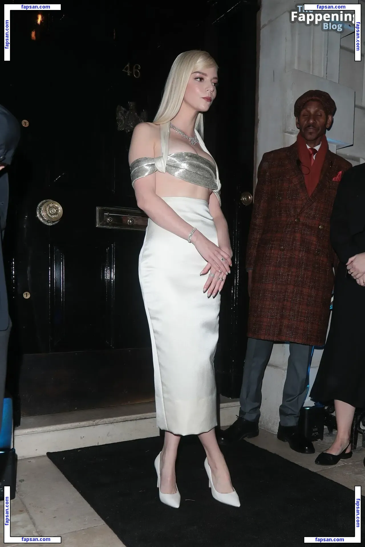 Anya Taylor-Joy nude photo #2323 from OnlyFans