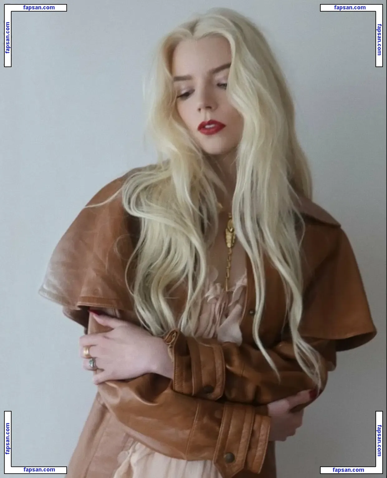 Anya Taylor-Joy голая фото #2542 с Онлифанс