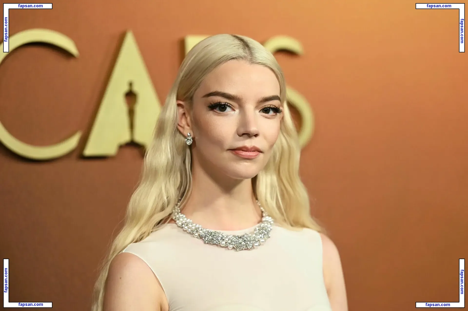 Anya Taylor-Joy голая фото #3720 с Онлифанс