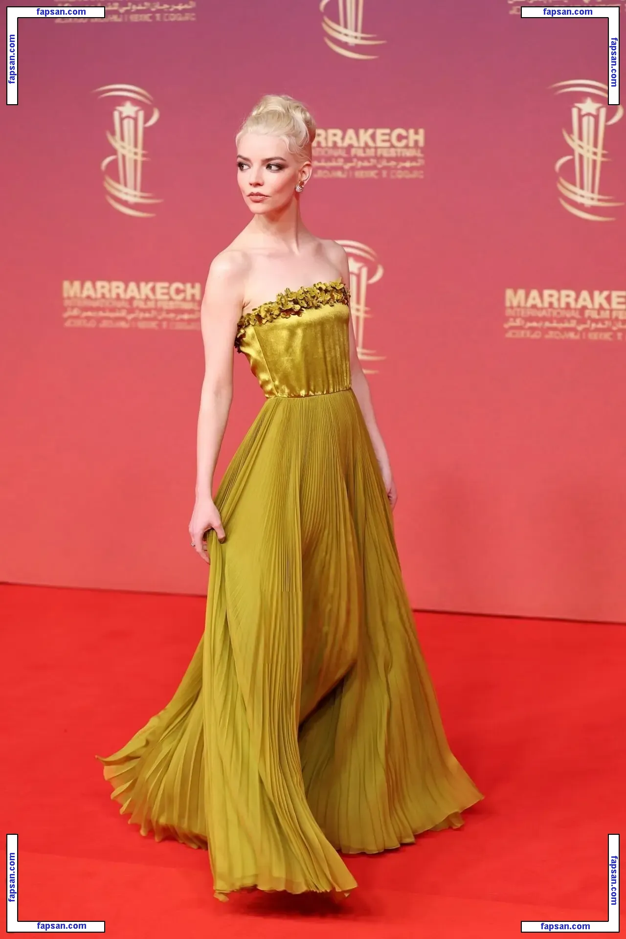 Anya Taylor-Joy nude photo #3727 from OnlyFans