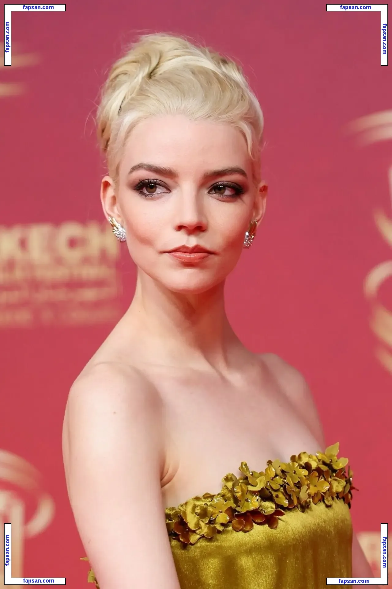 Anya Taylor-Joy nude photo #3732 from OnlyFans