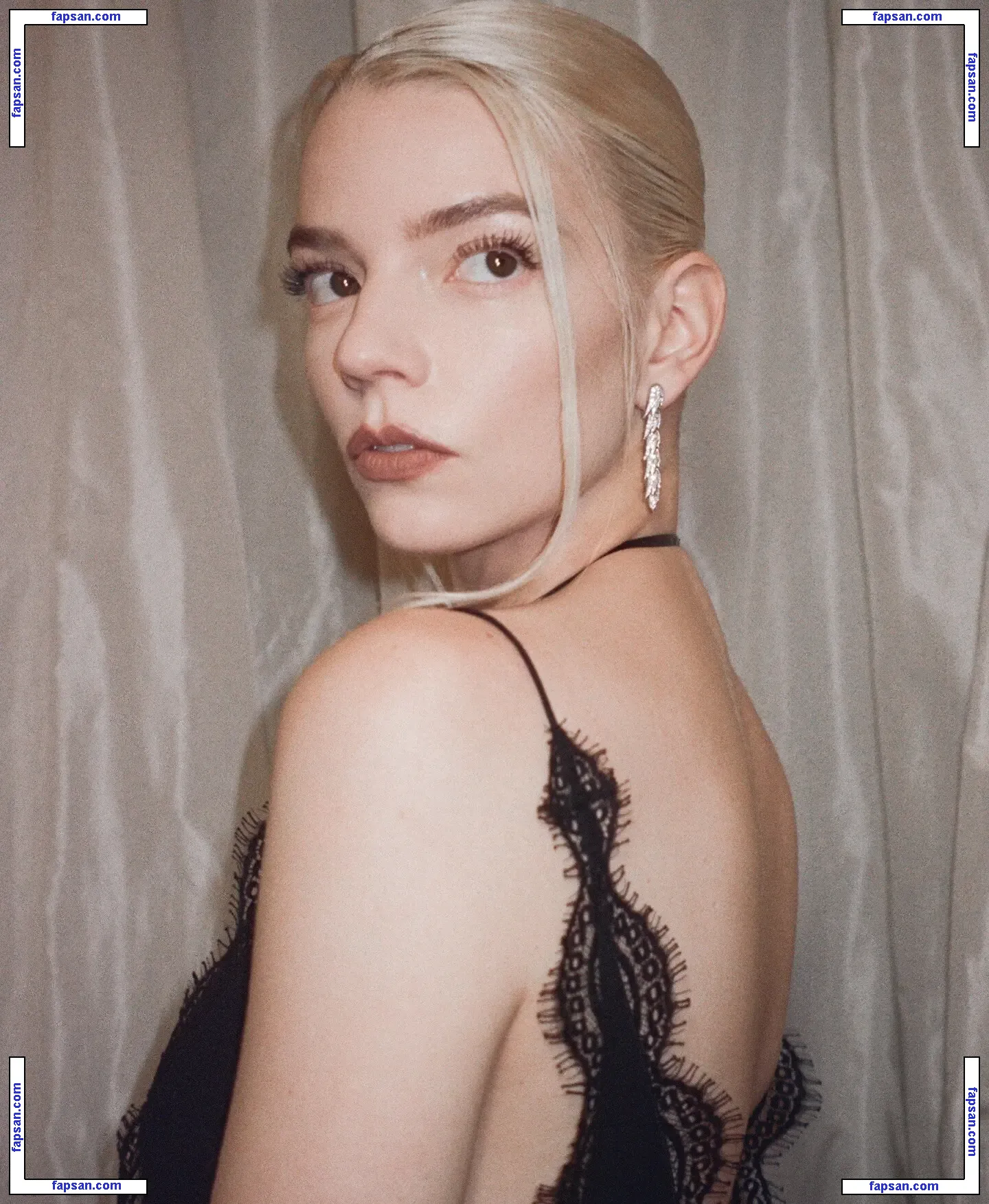 Anya Taylor-Joy nude photo #3734 from OnlyFans