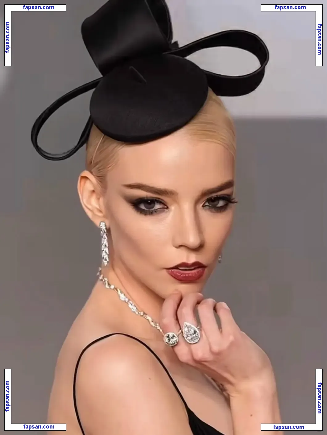 Anya Taylor-Joy nude photo #3801 from OnlyFans