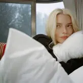 Anya Taylor-Joy голая #3689