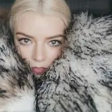 Anya Taylor-Joy голая #3762
