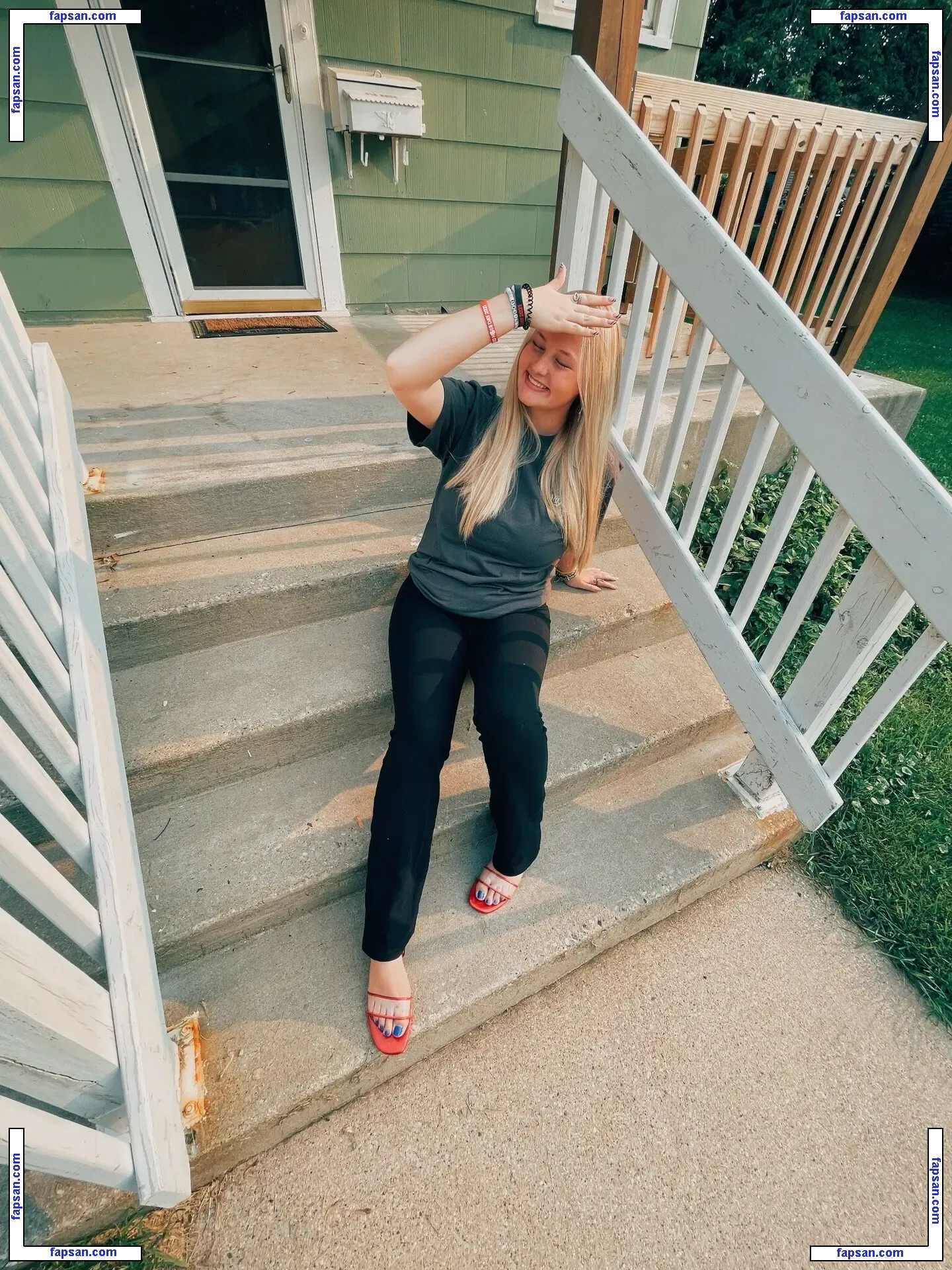 Anya Truax nude photo #0065 from OnlyFans