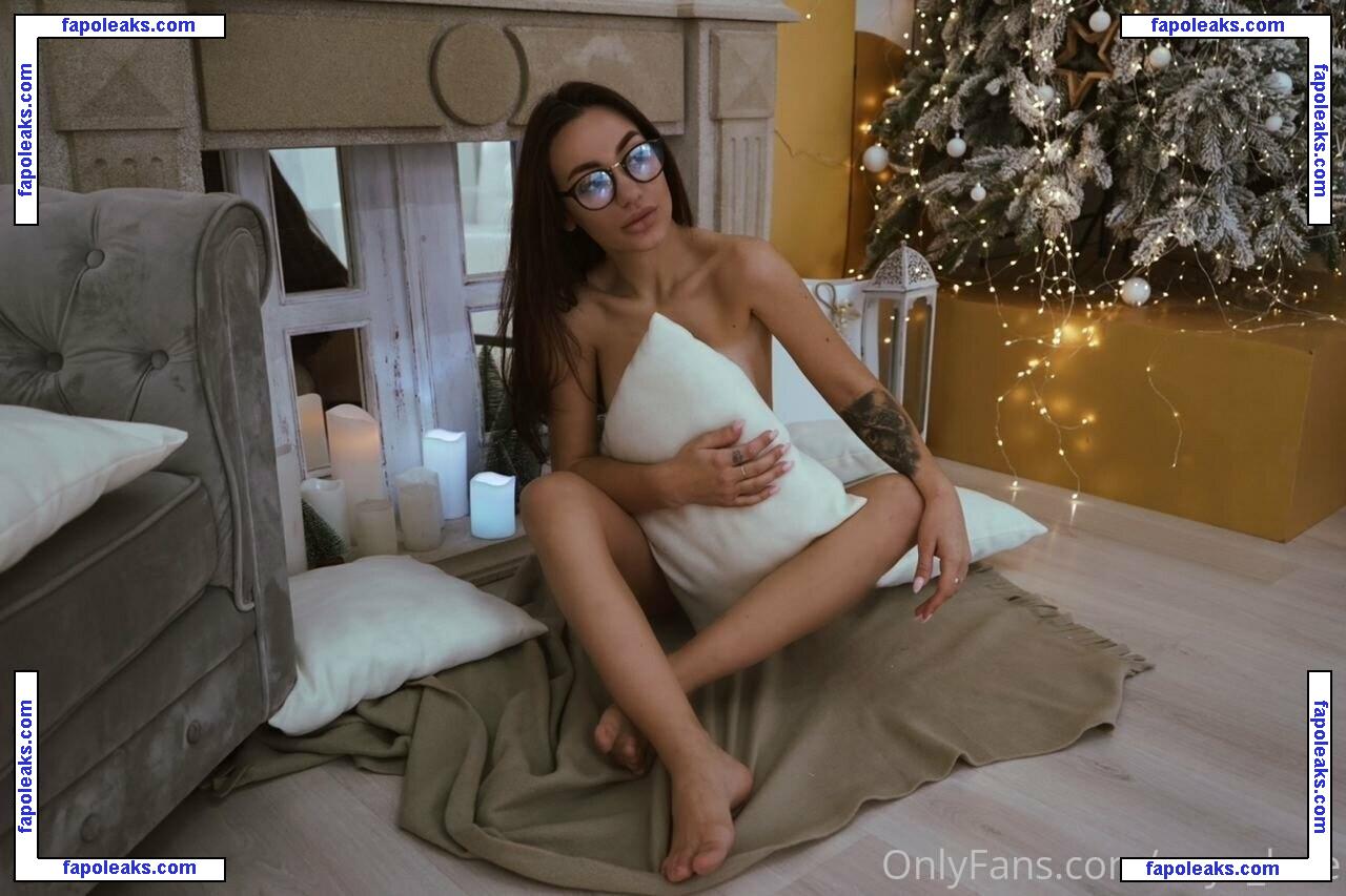 anyalove2 / anyalove11 nude photo #0001 from OnlyFans