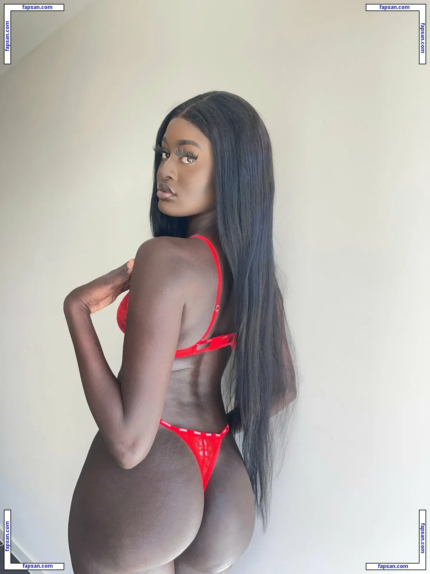 Anyang Deng nude photo #0008 from OnlyFans