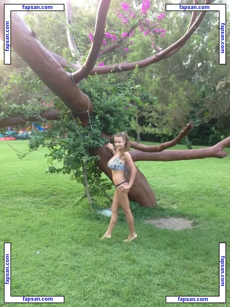 Anyutka Scherbakova-Uzhegova nude photo #0023 from OnlyFans