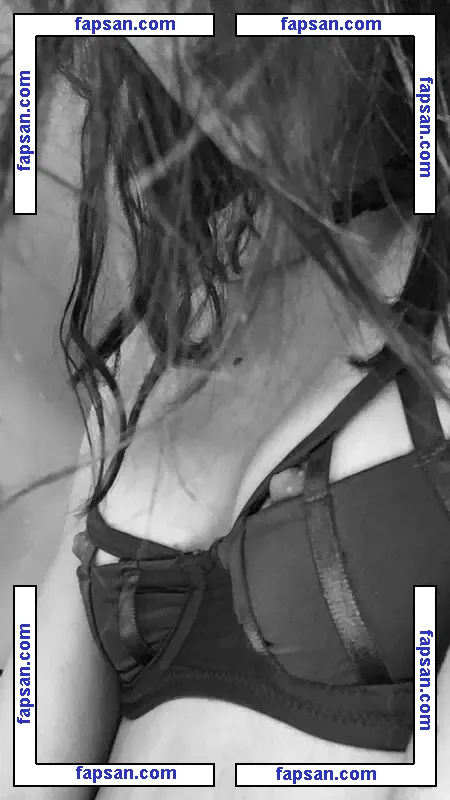 Aoife Louise Rosso Kirk nude photo #0003 from OnlyFans