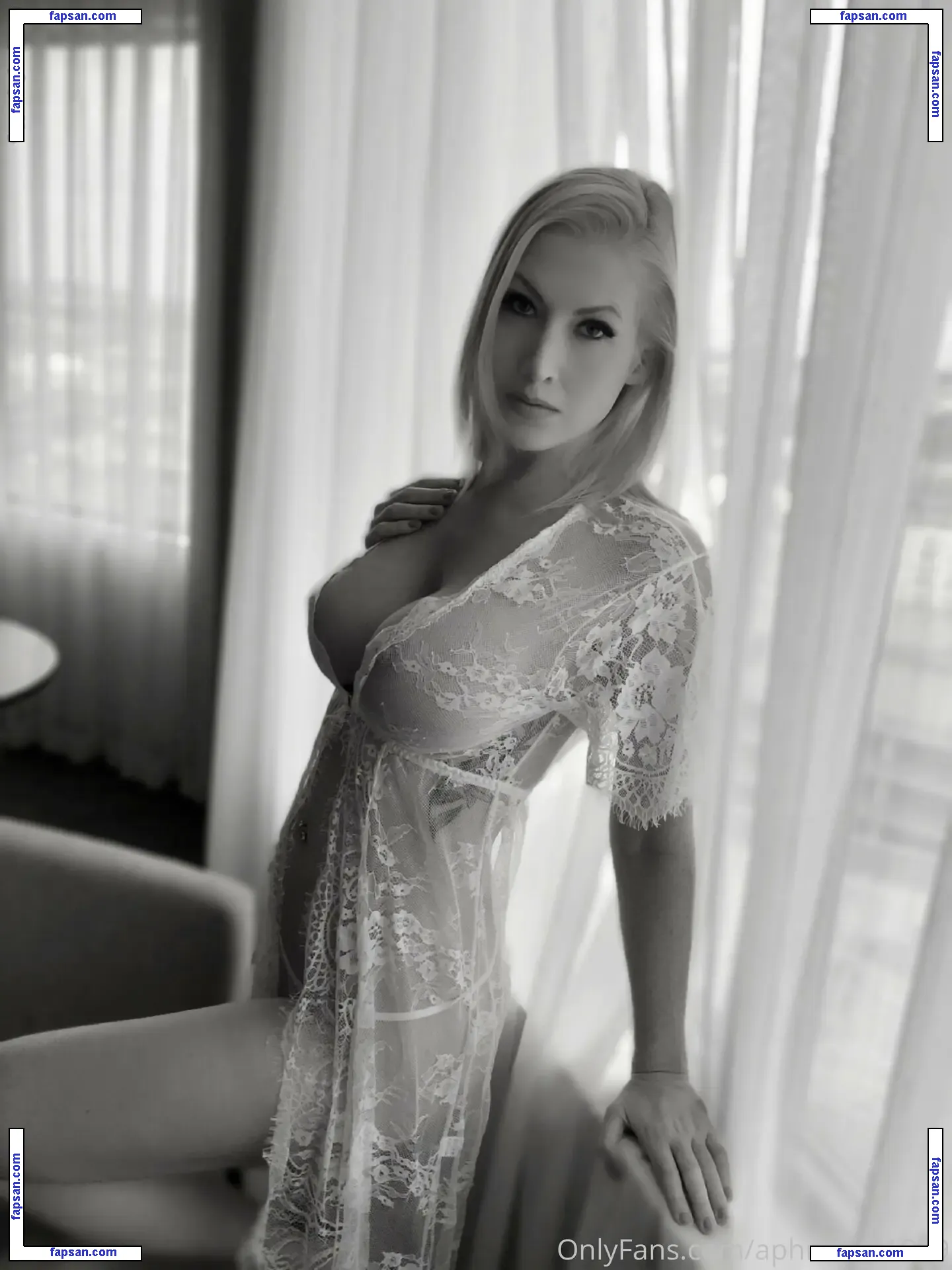 Aphrodite_1979 голая фото #0035 с Онлифанс