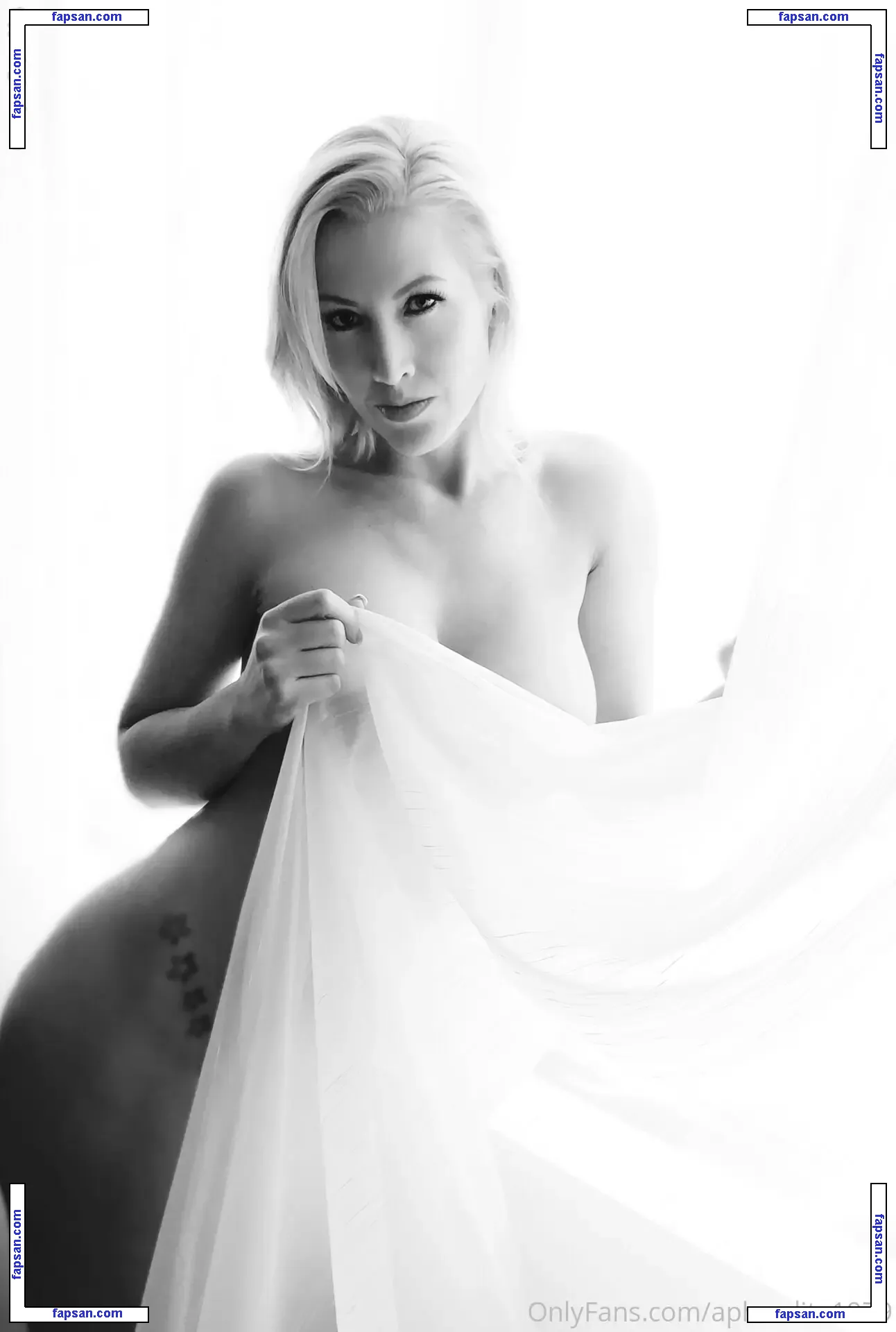 Aphrodite_1979 голая фото #0045 с Онлифанс