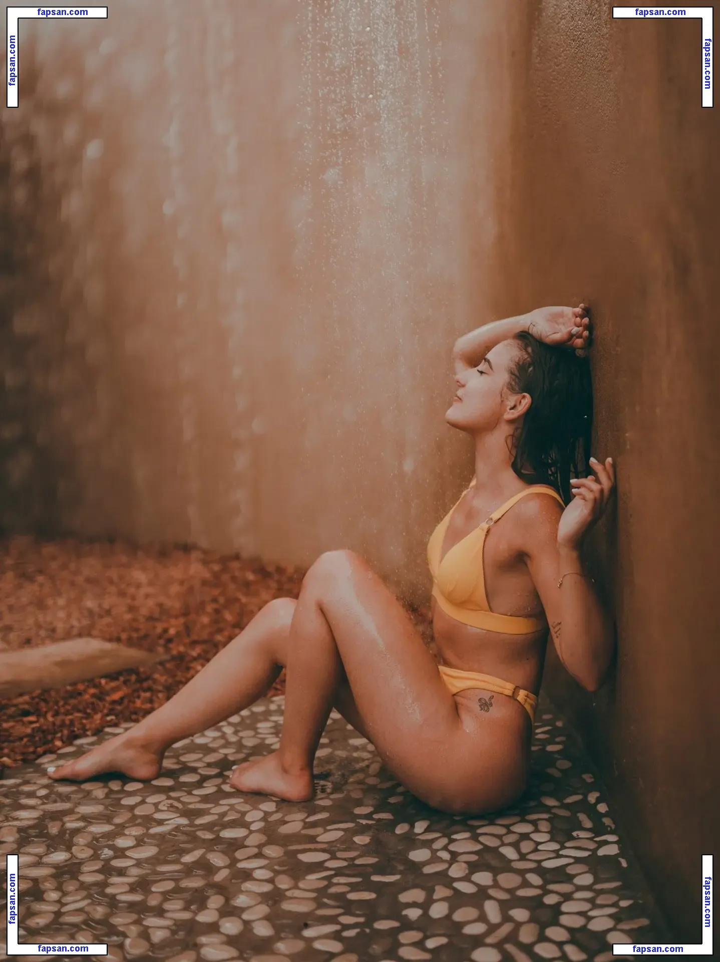 Apollinegrmz nude photo #0004 from OnlyFans