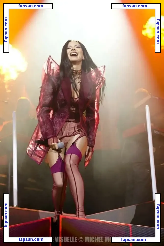 Apostoleanu nude photo #0209 from OnlyFans