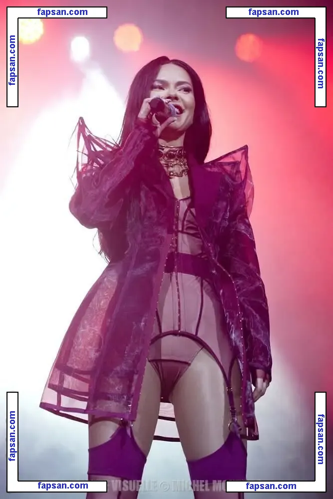 Apostoleanu nude photo #0211 from OnlyFans