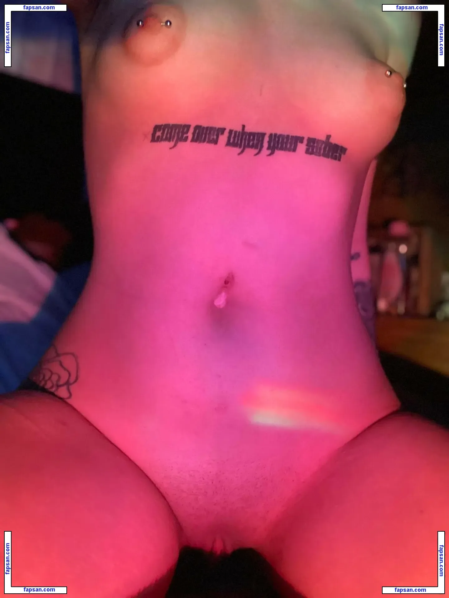 applebottomjeanz nude photo #0004 from OnlyFans