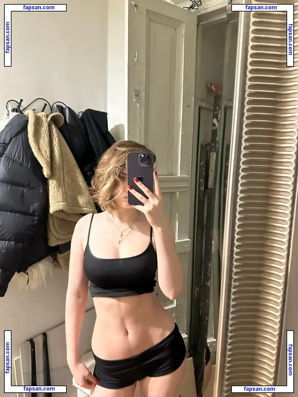 Appolix голая фото #0013 с Онлифанс