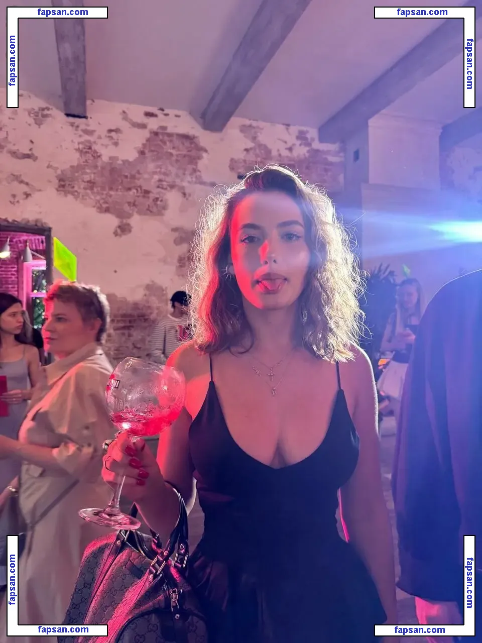 Appolix голая фото #0016 с Онлифанс