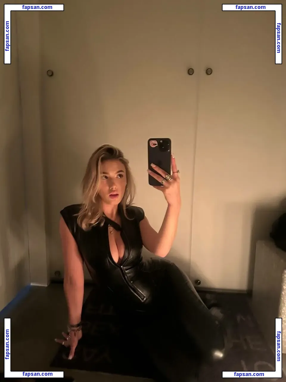 Appolix голая фото #0023 с Онлифанс