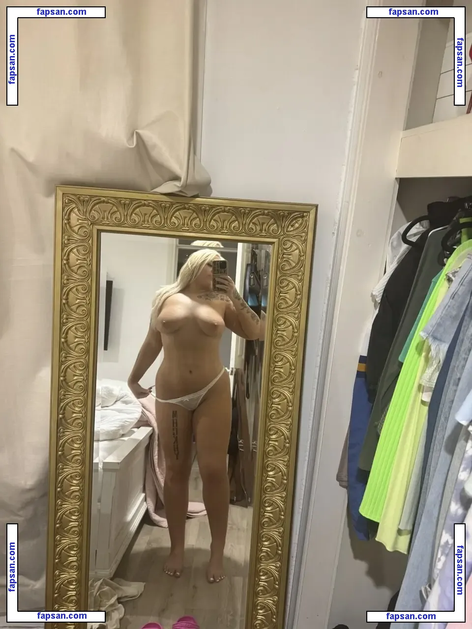 April Mackay nude photo #0003 from OnlyFans
