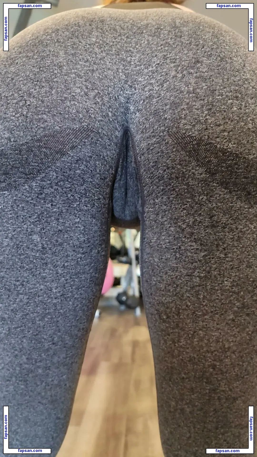 April_White голая фото #0020 с Онлифанс