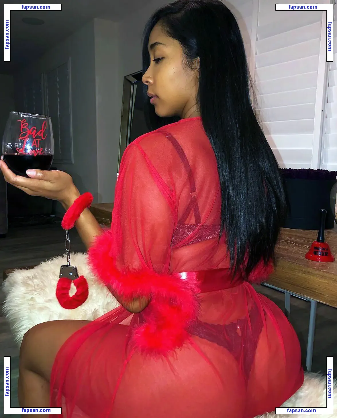 Apryl Jones голая фото #0044 с Онлифанс