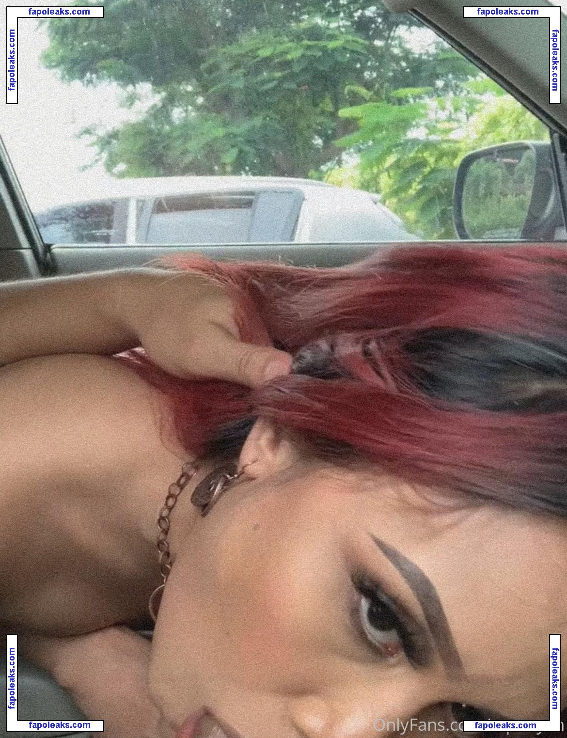 Aqueryan / Mommymilfiger nude photo #0003 from OnlyFans
