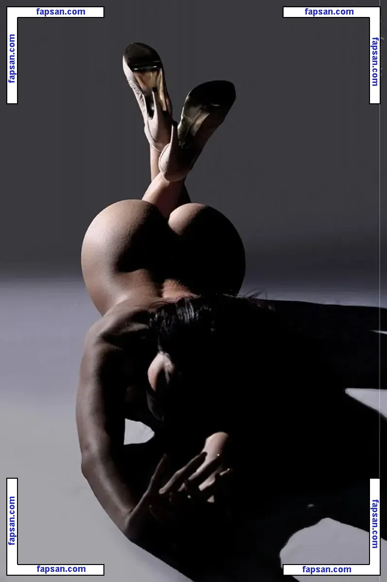 arabafenice nude photo #0024 from OnlyFans