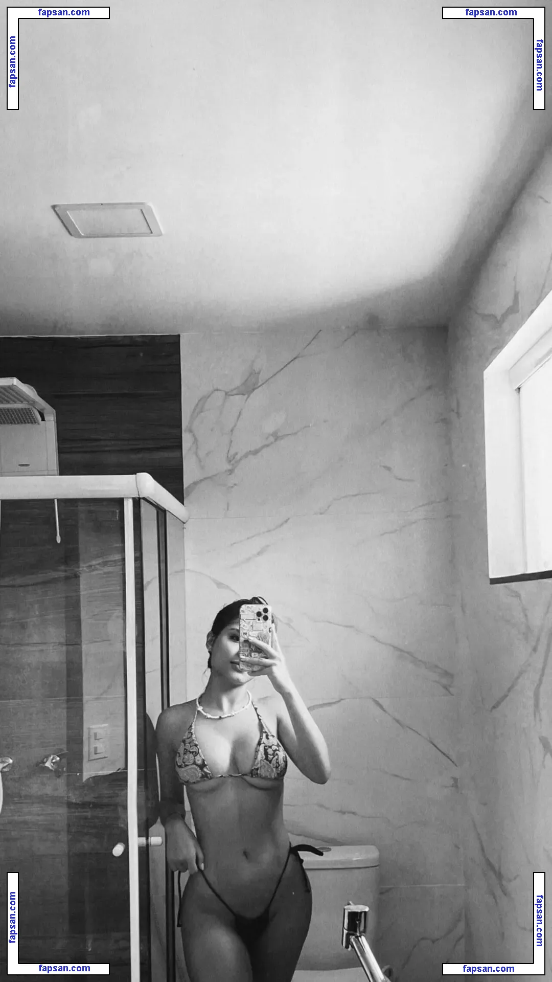 aragomezr nude photo #0001 from OnlyFans