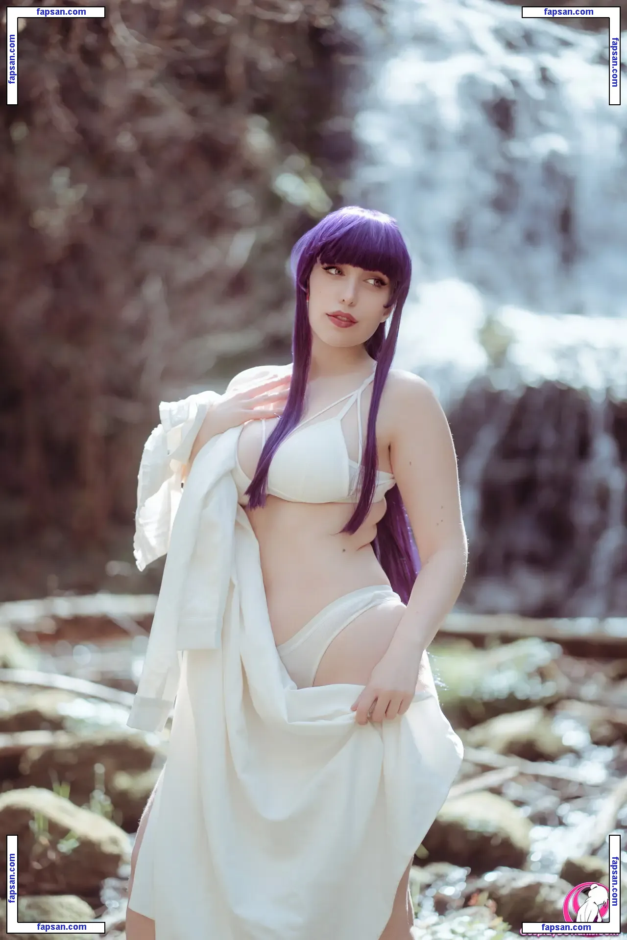 AraKamelia nude photo #0014 from OnlyFans