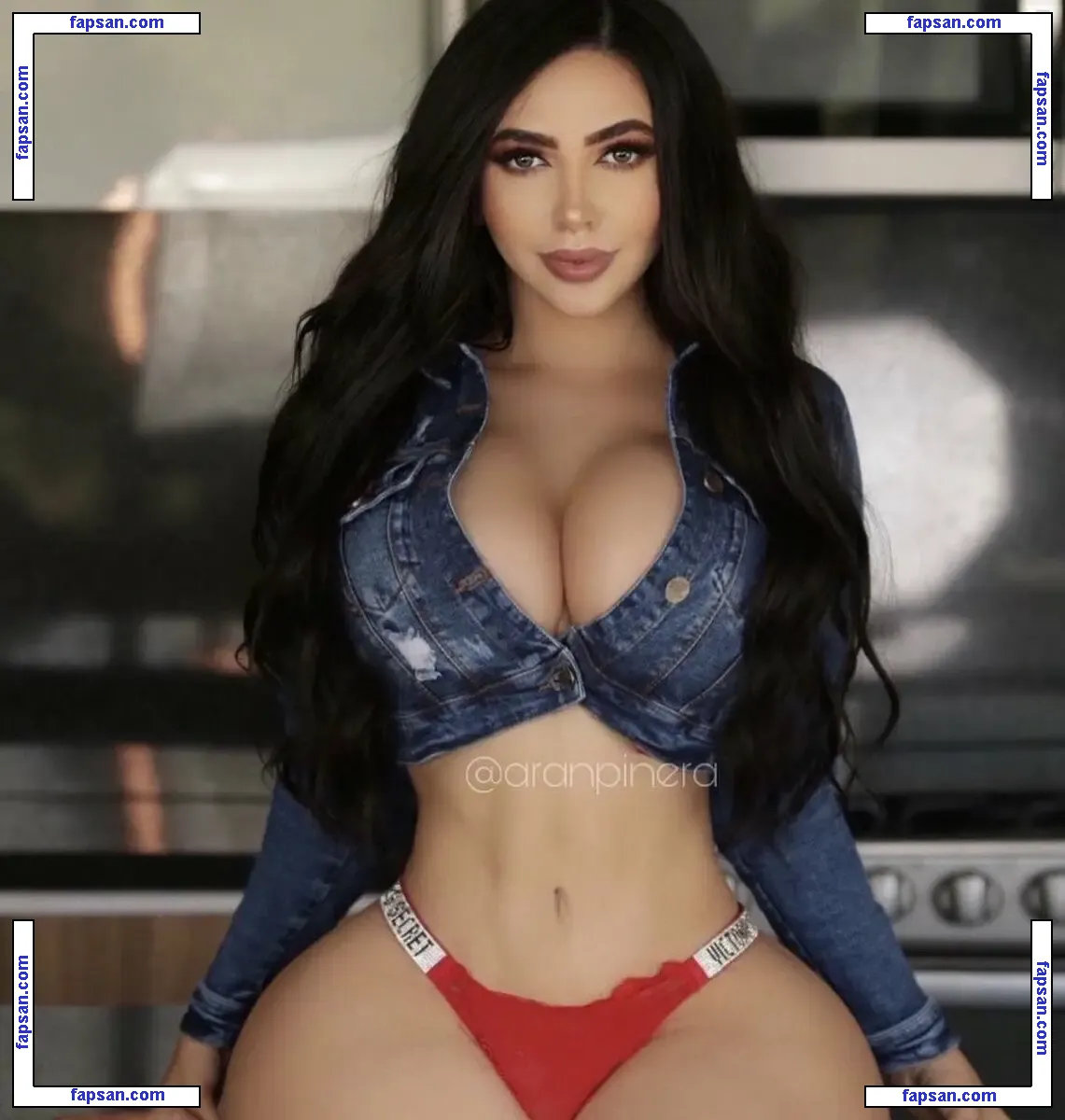 Arantxa Piñera голая фото #0006 с Онлифанс