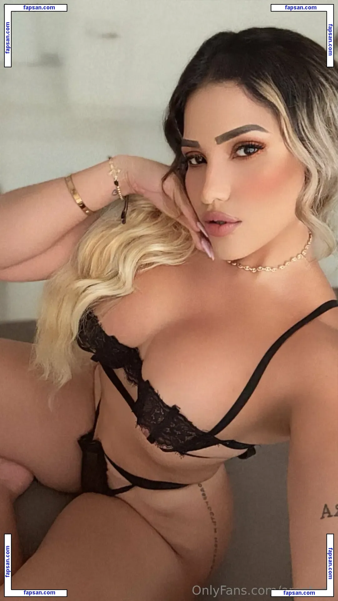 arantxza nude photo #0011 from OnlyFans