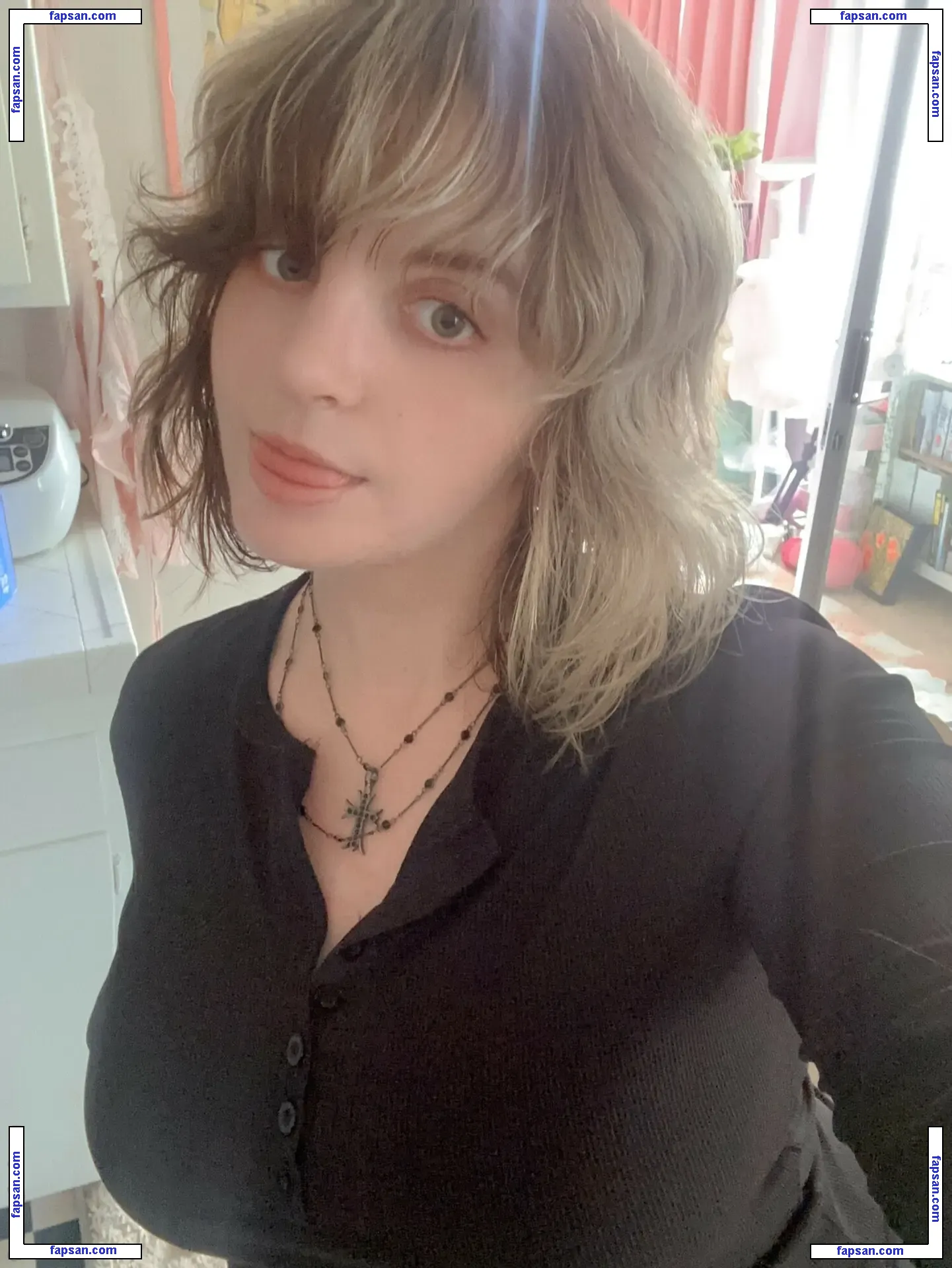 Aretteepls nude photo #0053 from OnlyFans
