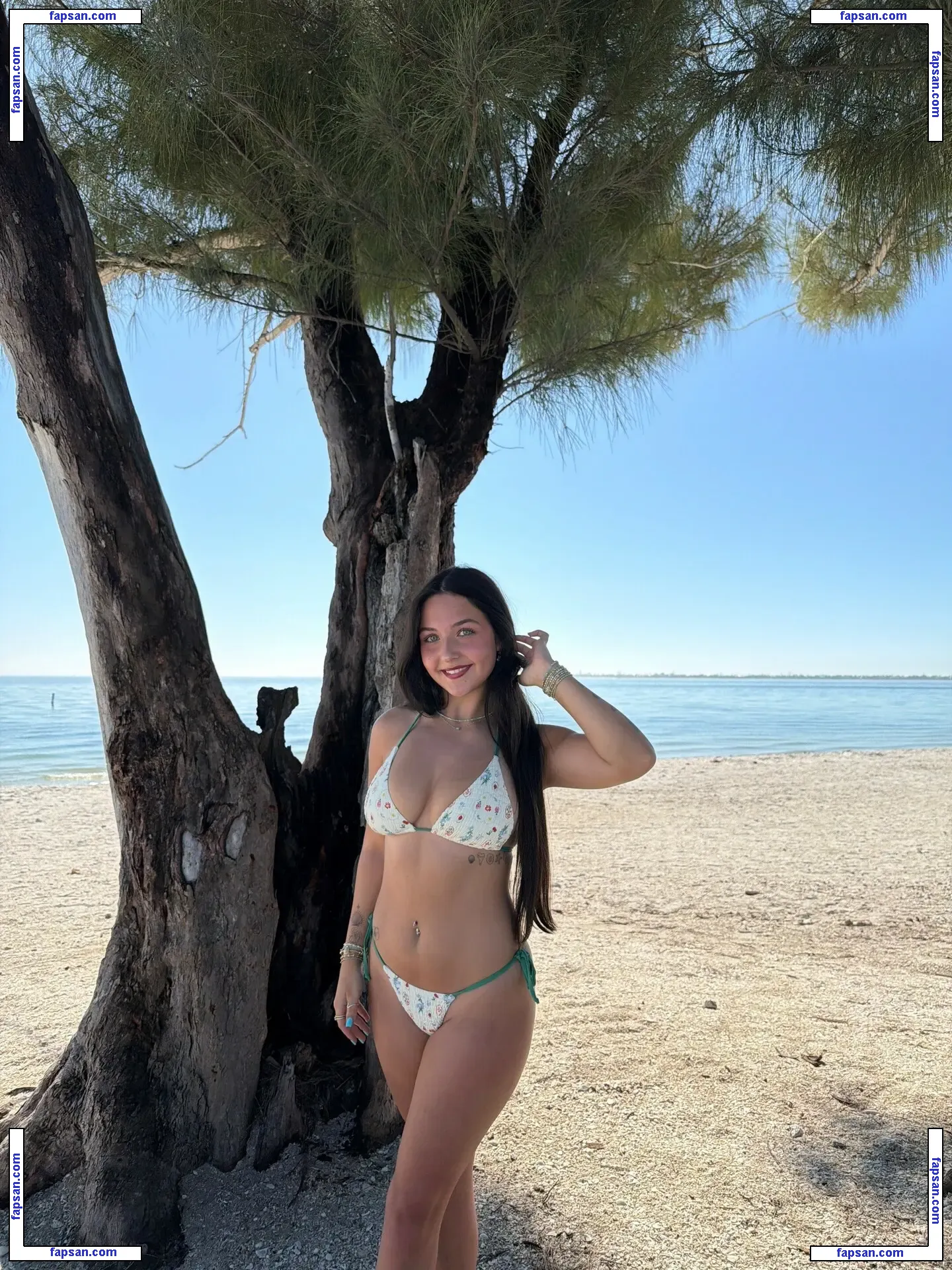 Ari Giselle nude photo #0003 from OnlyFans