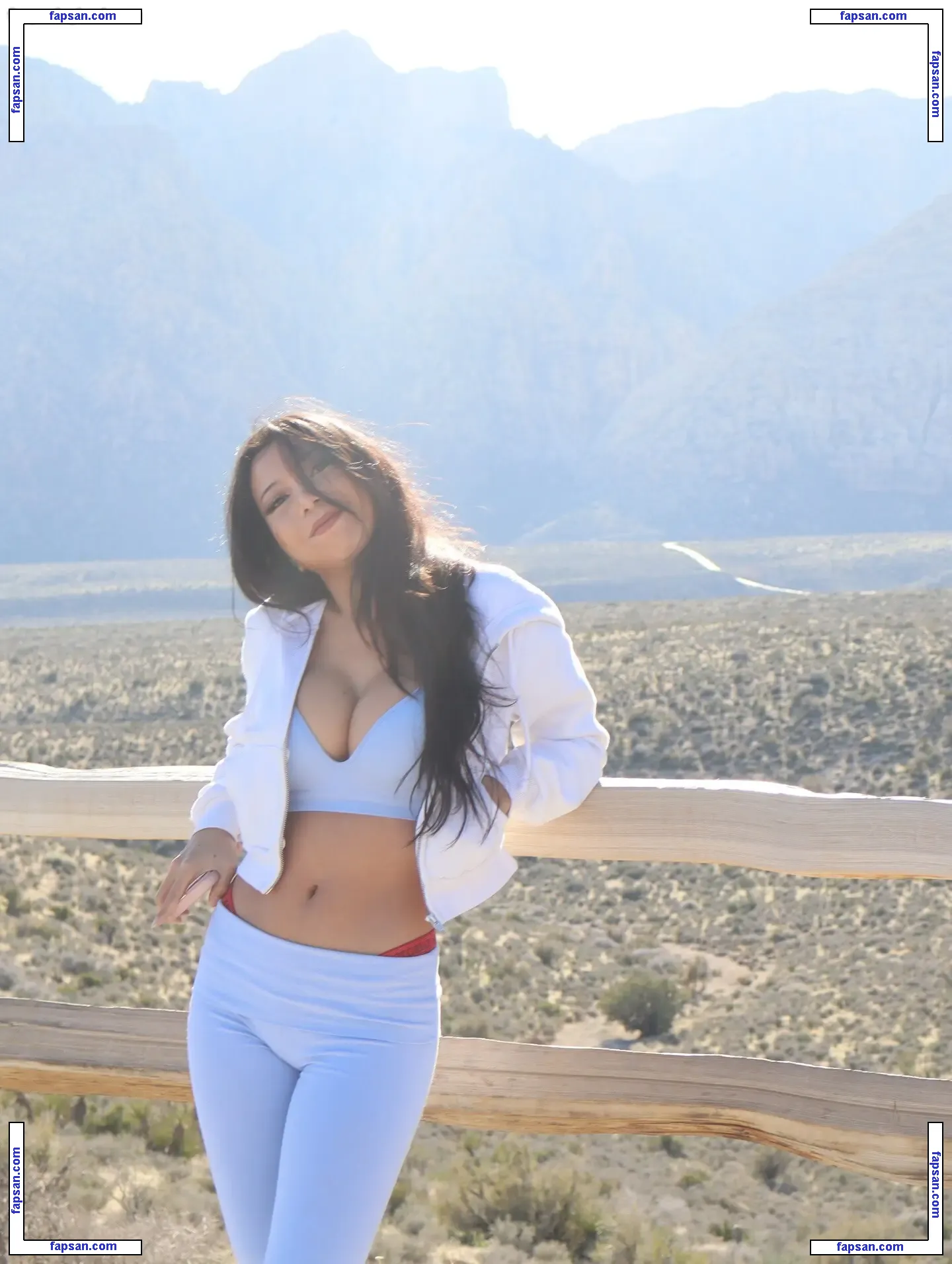 ari2places nude photo #0008 from OnlyFans