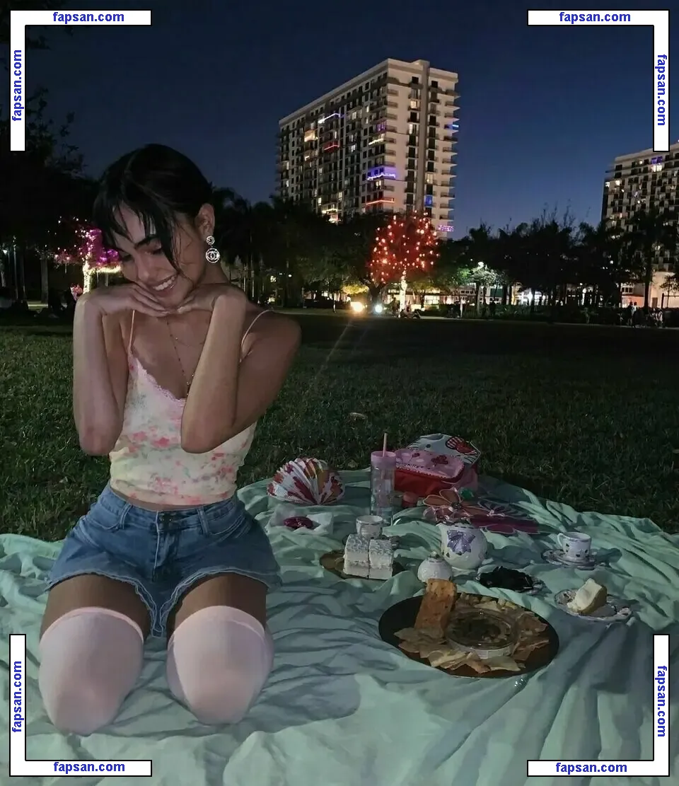 Aria Flores nude photo #0026 from OnlyFans