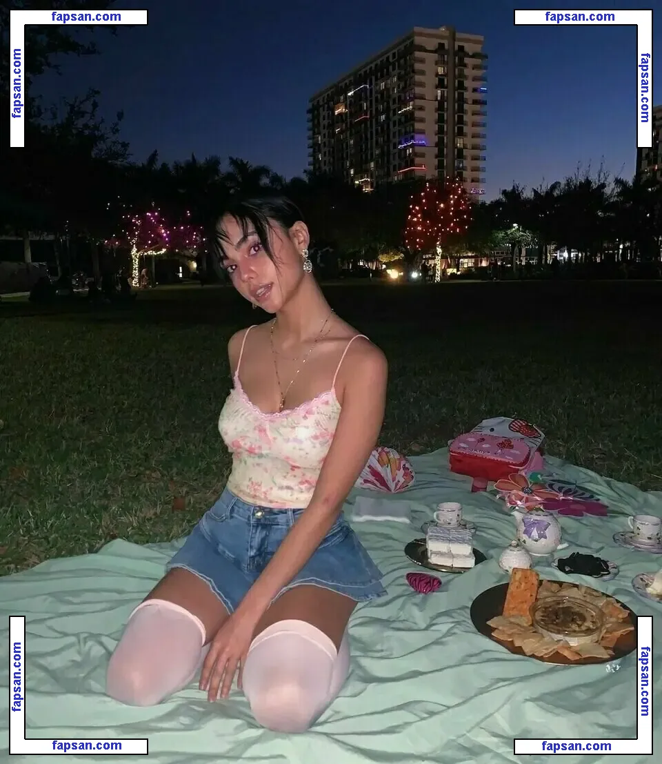 Aria Flores nude photo #0030 from OnlyFans