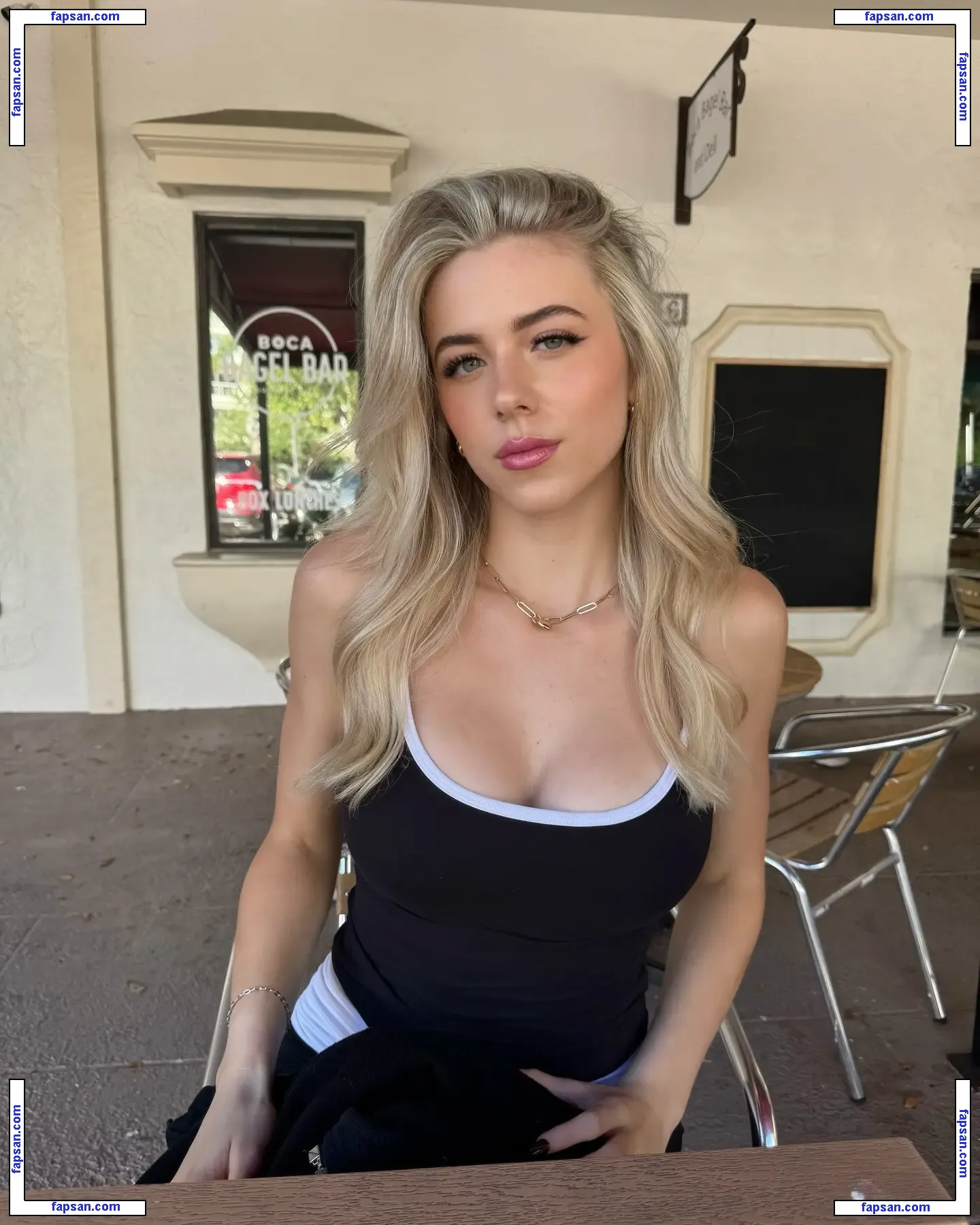 Ariana Donovan nude photo #0023 from OnlyFans