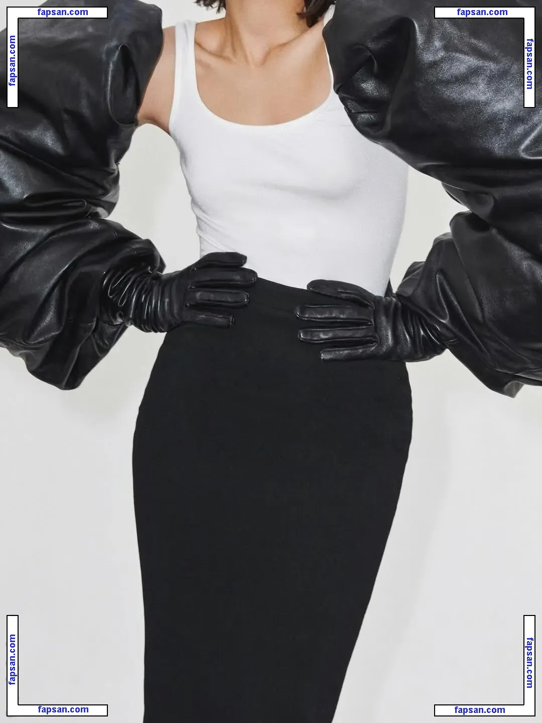 Ariana Greenblatt голая фото #0049 с Онлифанс