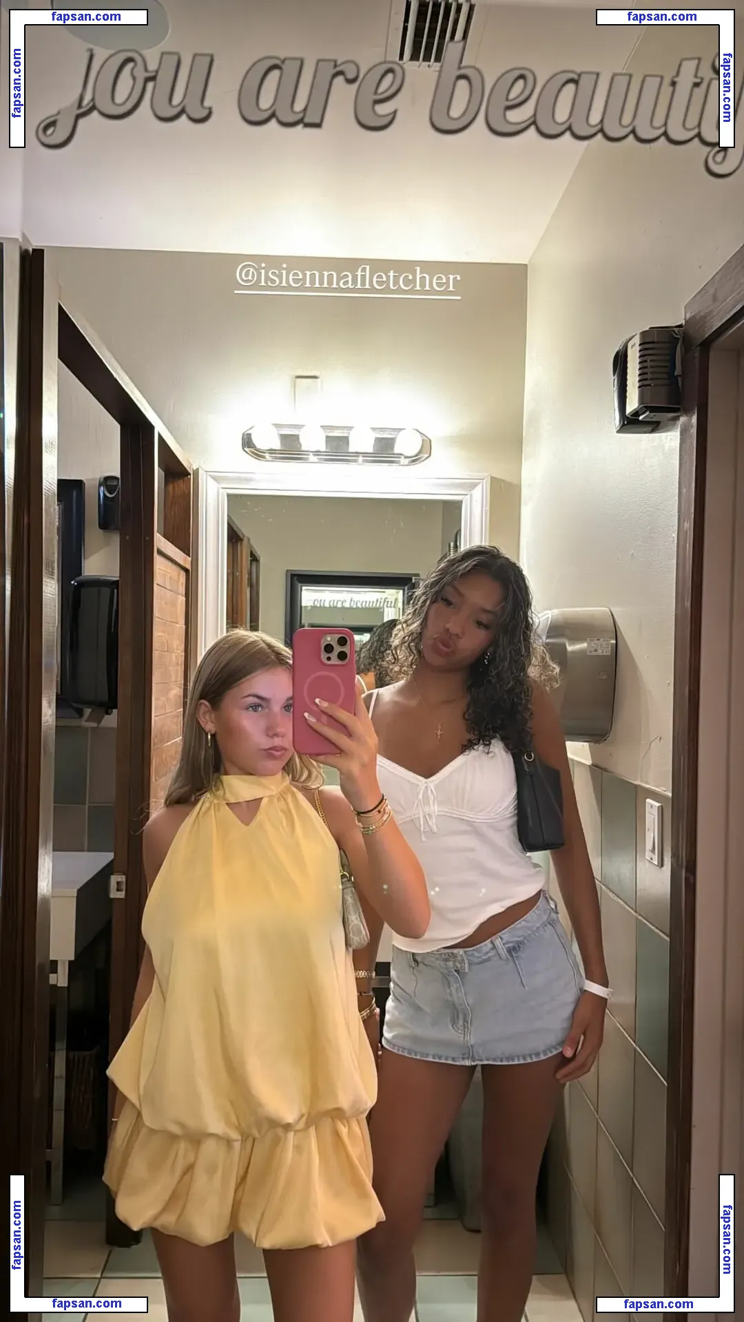 Ariana White nude photo #0103 from OnlyFans