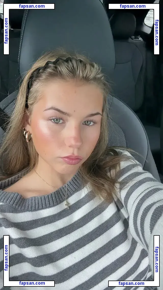 Ariana White голая фото #0163 с Онлифанс