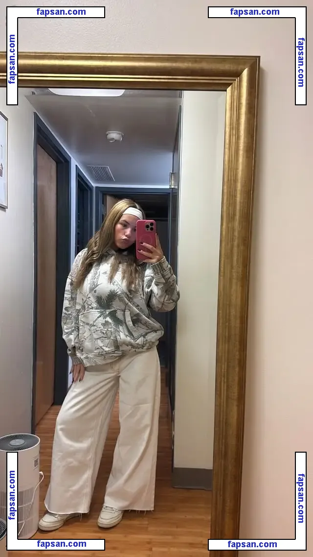 Ariana White голая фото #0168 с Онлифанс